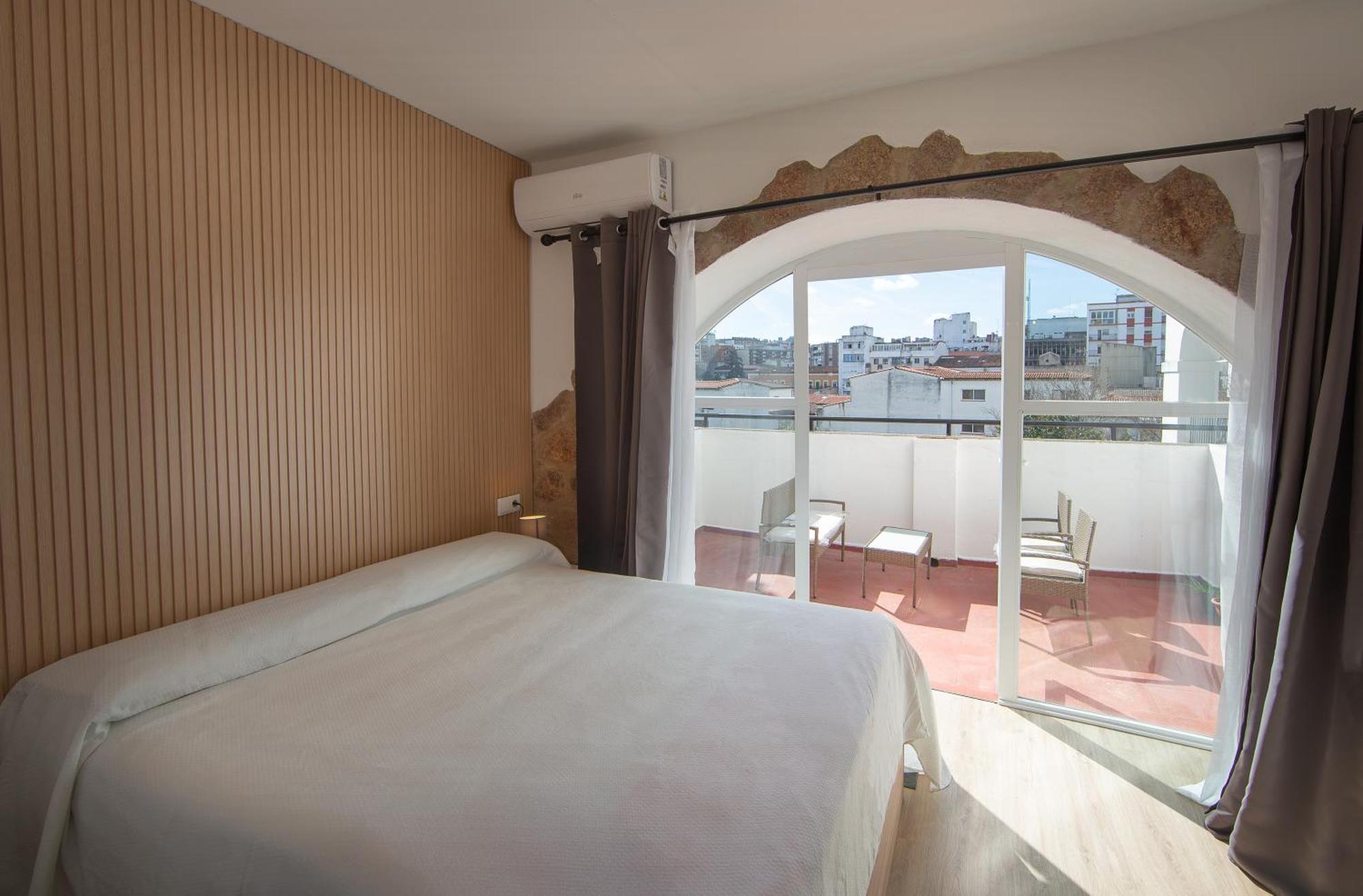 Caceres Deluxe Apartment Екстериор снимка